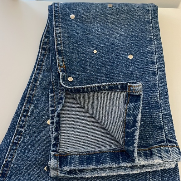 NWT Zara kids jeans, Size 9 , 134 CM. - Picture 3 of 4